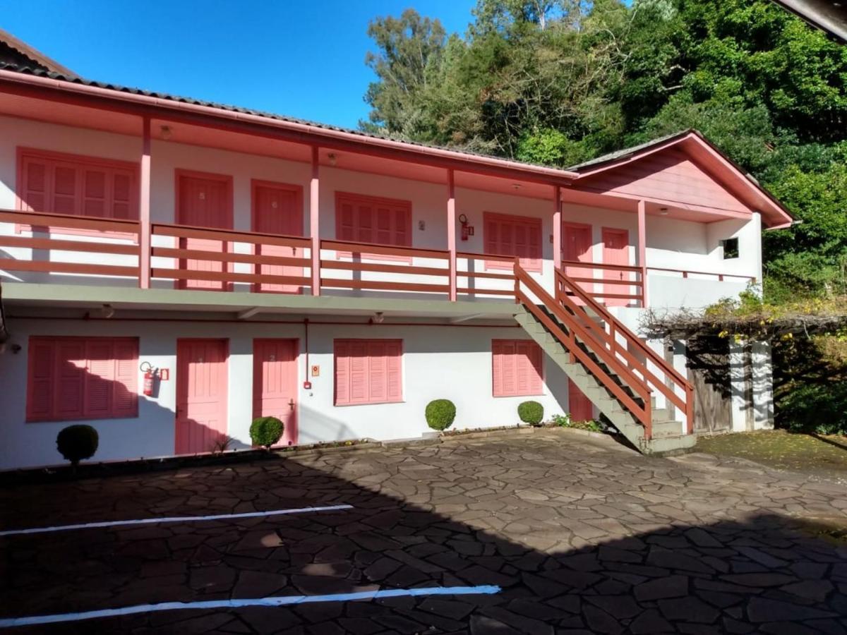 Apartamentos Aromas De Gramado - Bairro Centro Eksteriør billede