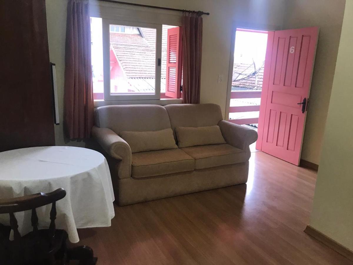 Apartamentos Aromas De Gramado - Bairro Centro Eksteriør billede